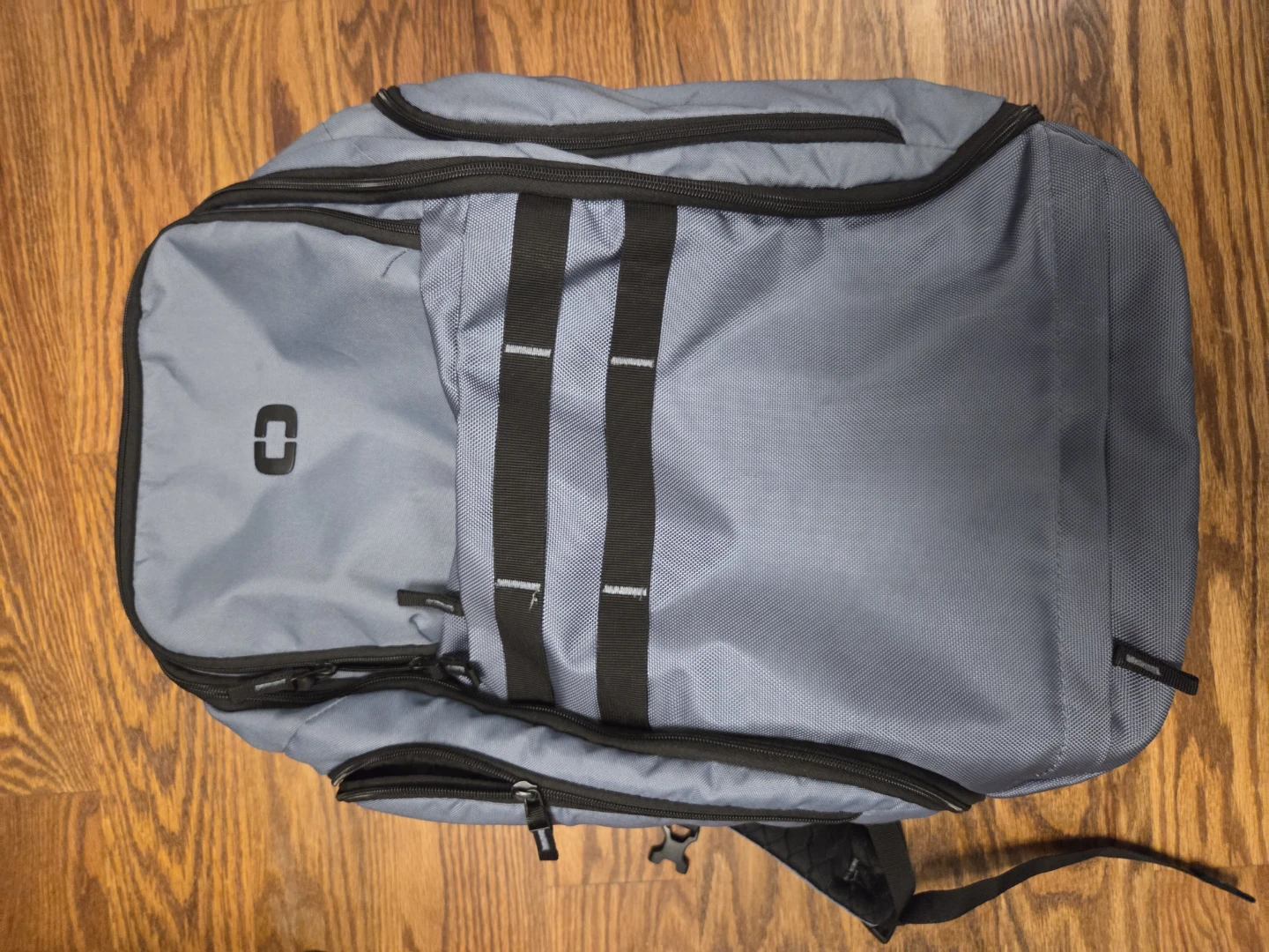 Ogio Pace pro Grey Backpack 45L | Carry on Travel