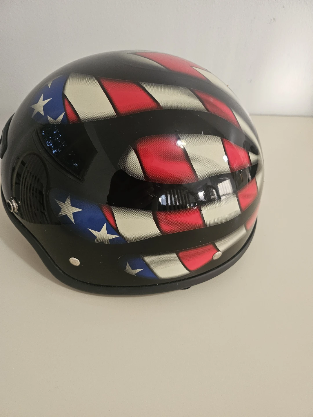 MOTORCYCLE HELMET