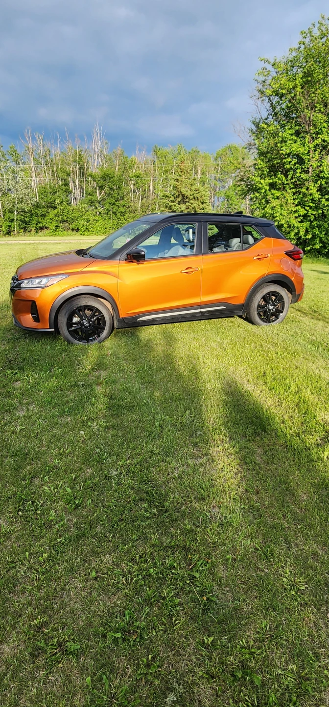 2024 Nissan Kicks SR Orange - photo 5