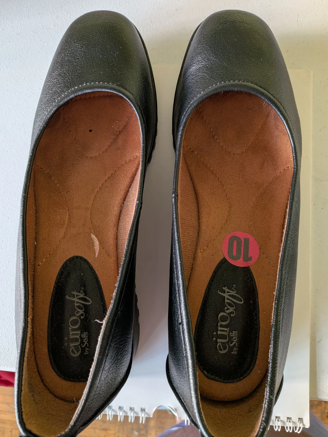 Eurosoft by Soft Black Wedge Flats Size 10 - photo 3