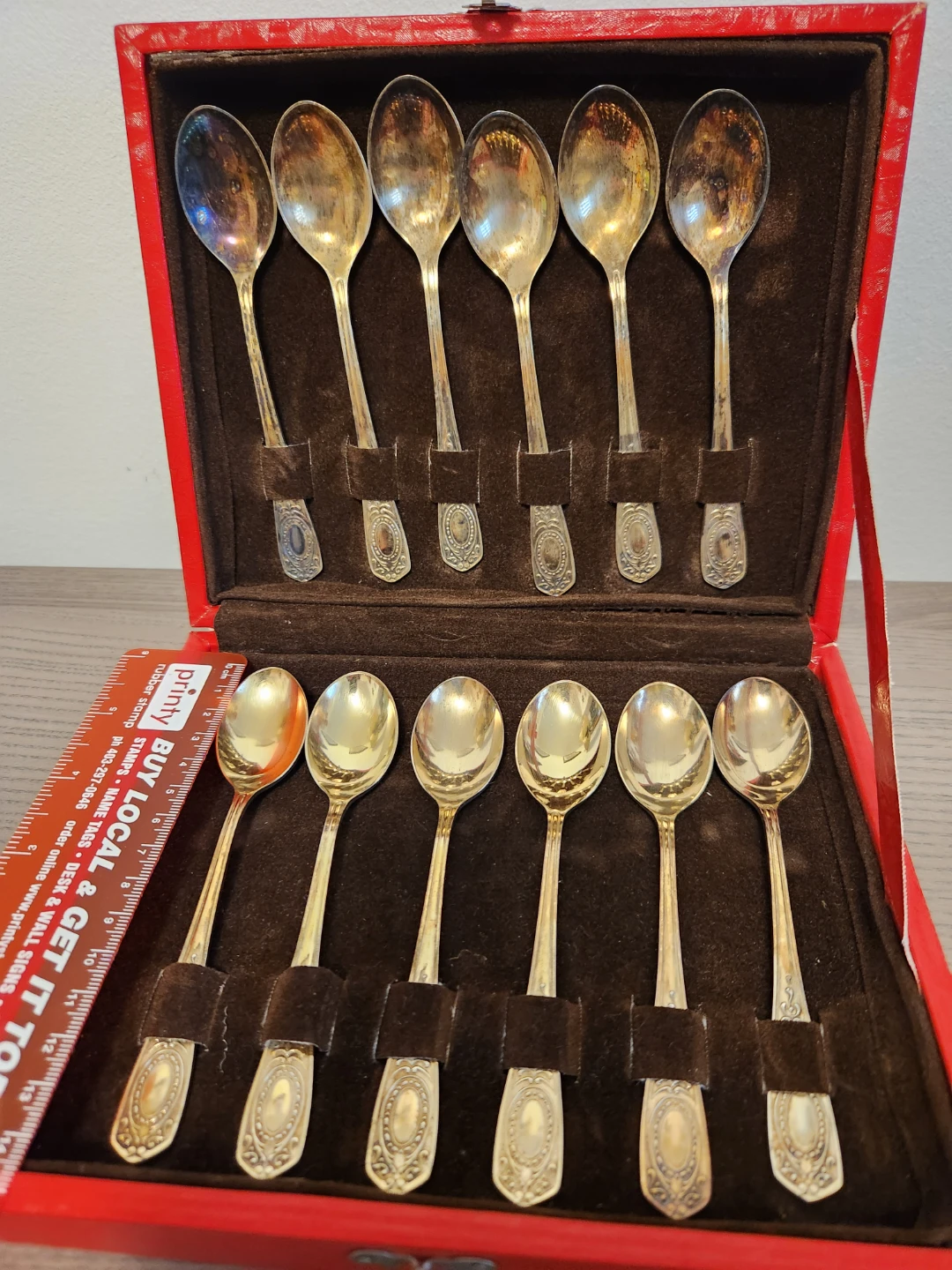 Set of 12 Silver Spoons in Red Case - photo 2