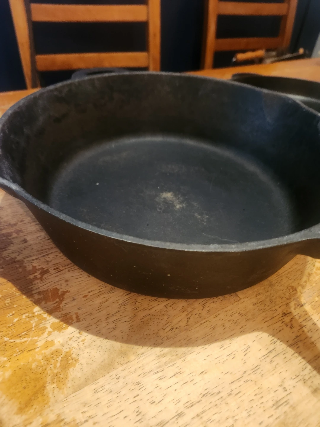 Large Cast Iron Skillet - photo 4