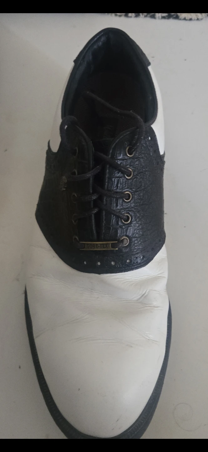White & Black Golf Shoes with GORE-TEX