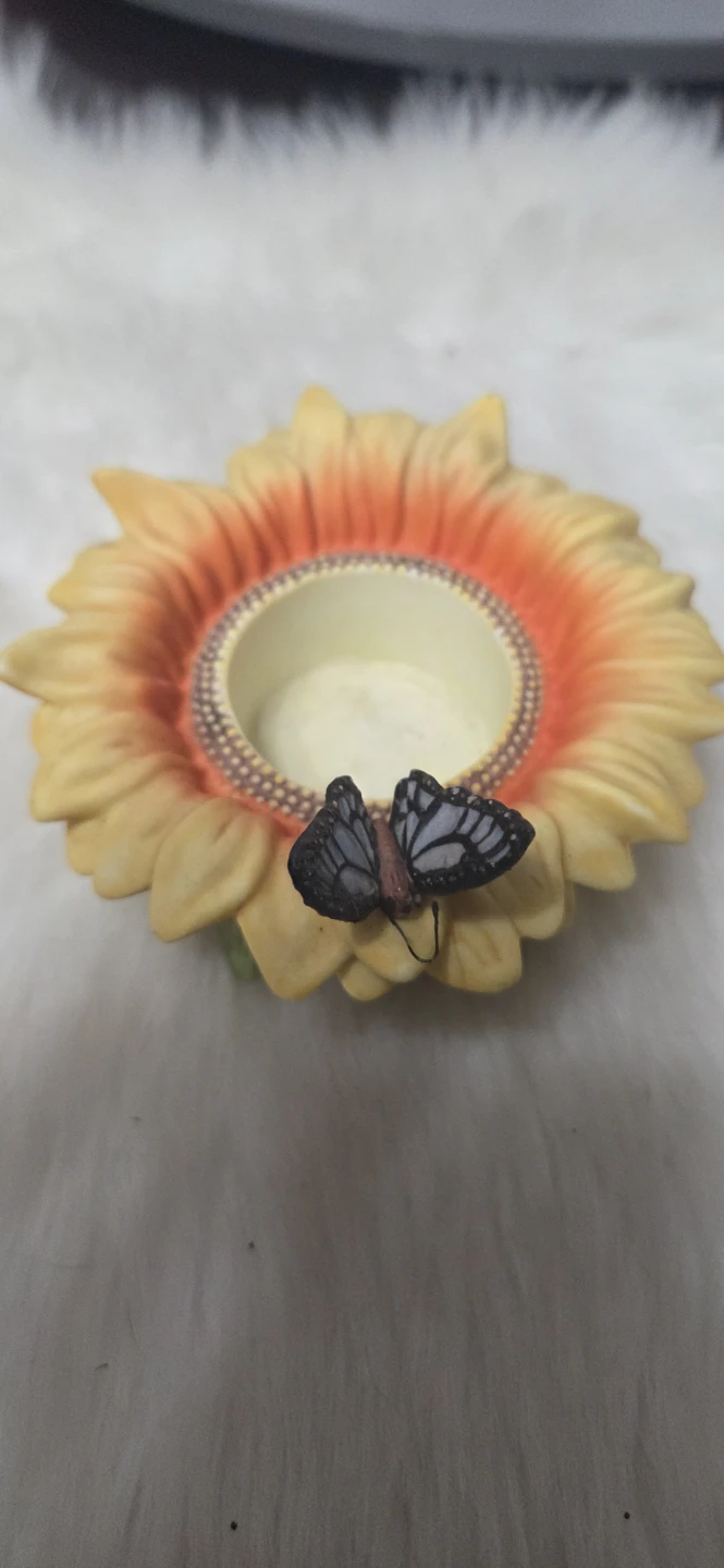 Sunflower Tea Light Candle Holders with Ladybug and Butterfly - photo 2