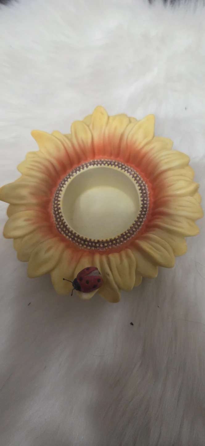 Sunflower Tea Light Candle Holders with Ladybug and Butterfly - photo 3