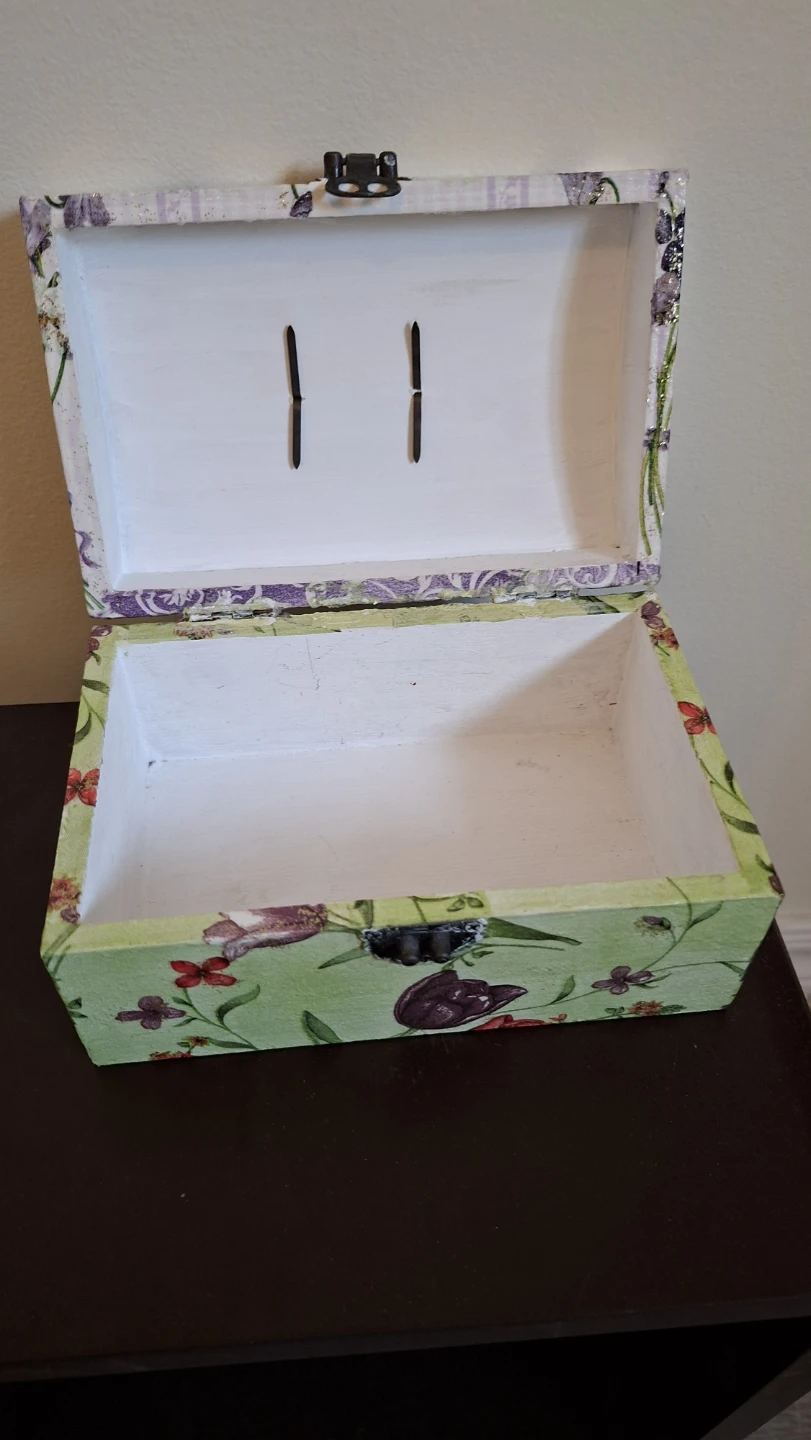 Decorative Wooden Trinket Box with Floral Design - photo 3