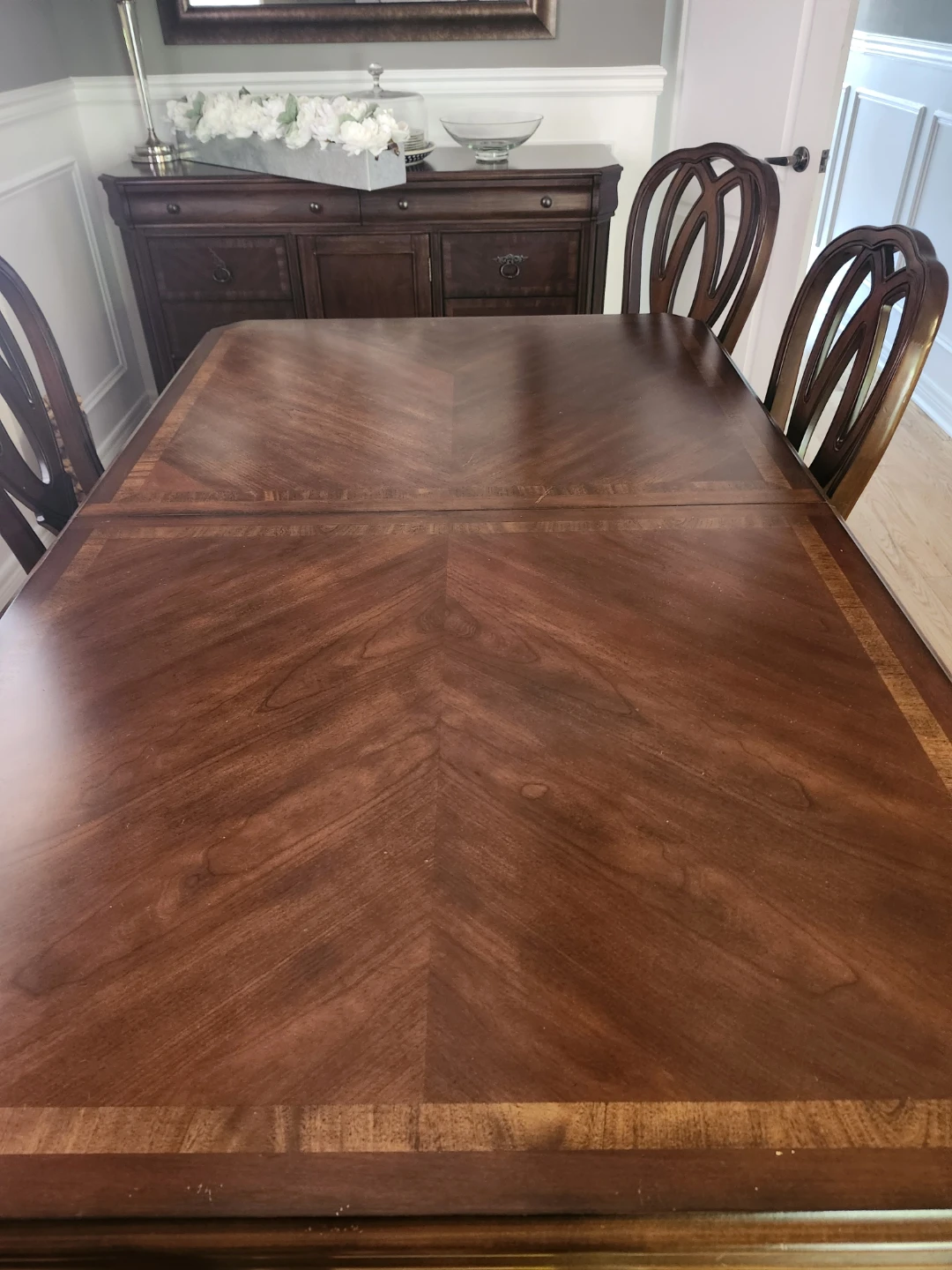 Wooden Dining Table Set with 8 Chairs and Buffet