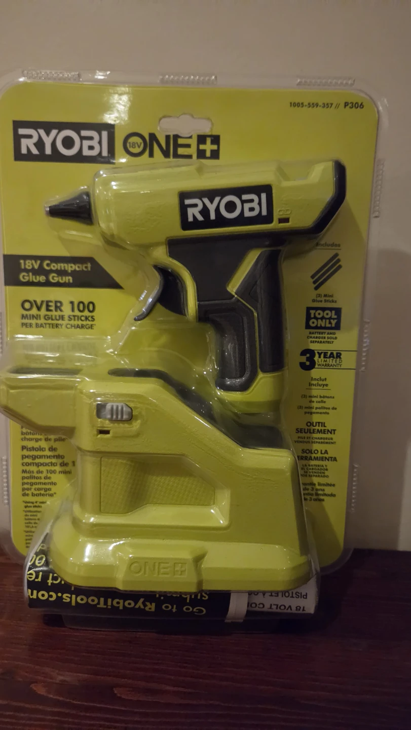BRAND NEW Ryobi ONE+ 18V Compact Glue Gun