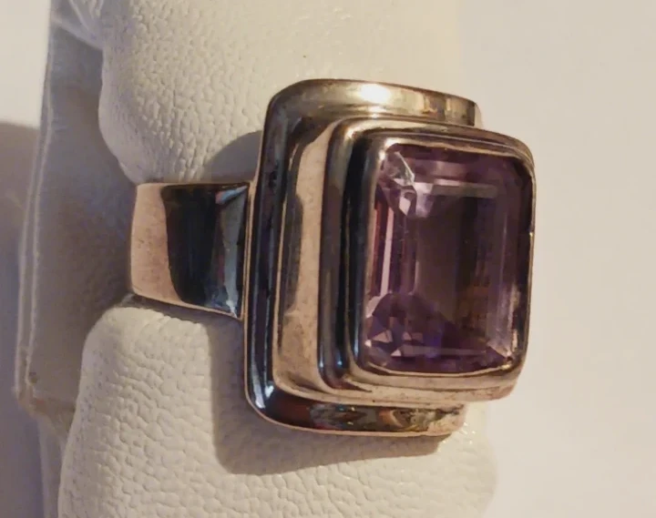 Sajen Designer Signed Sterling Silver 925 Amethyst Ring. 7.5.
