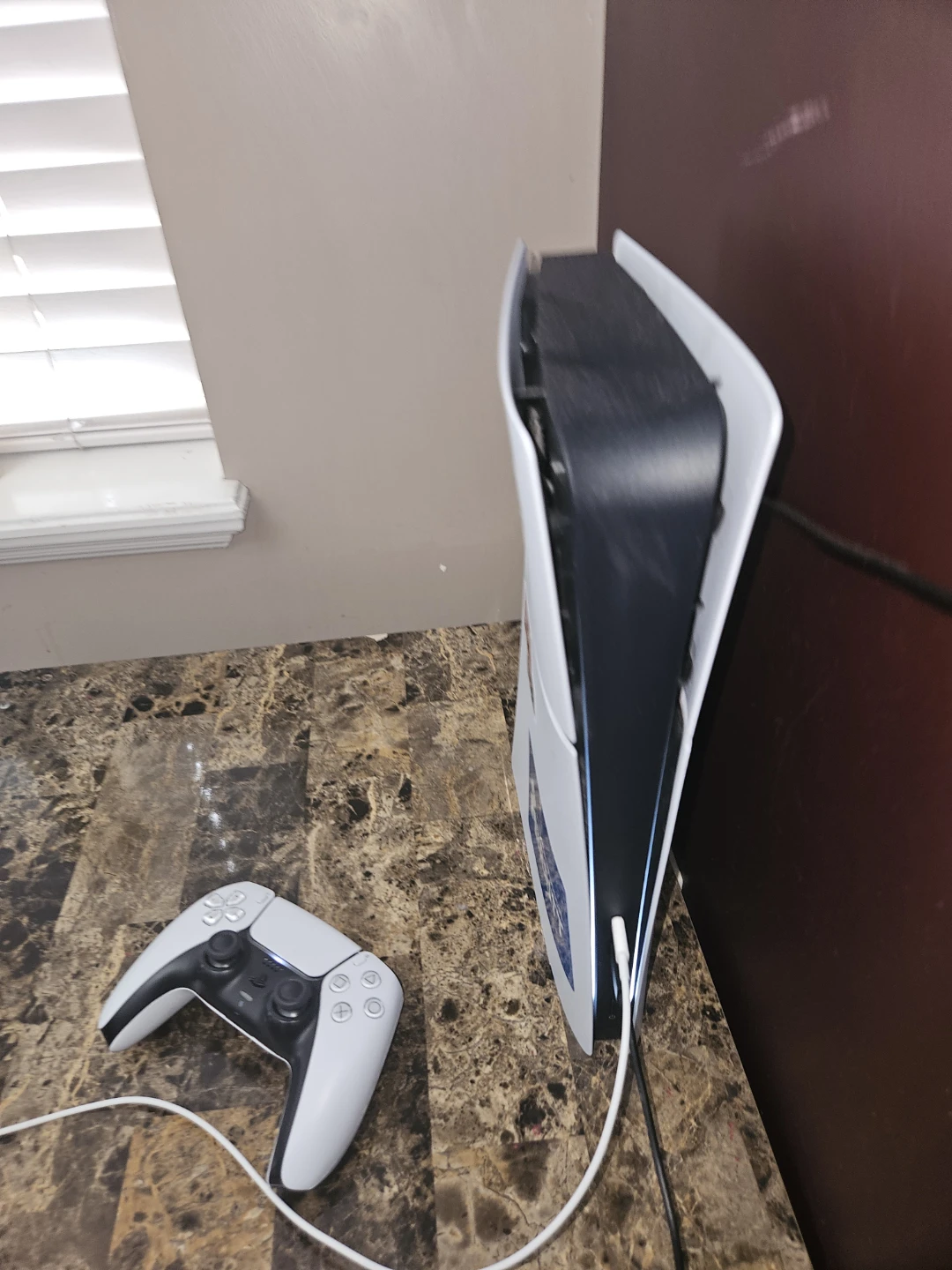 PS5 Digital (PRICE NEGOTIABLE) - photo 2