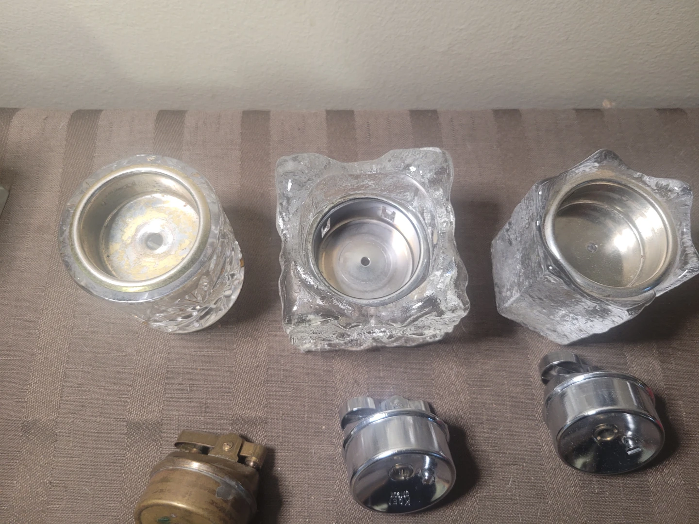 3 Vintage Glass Petrol Butane Table Lighters PIN Wheel - photo 4