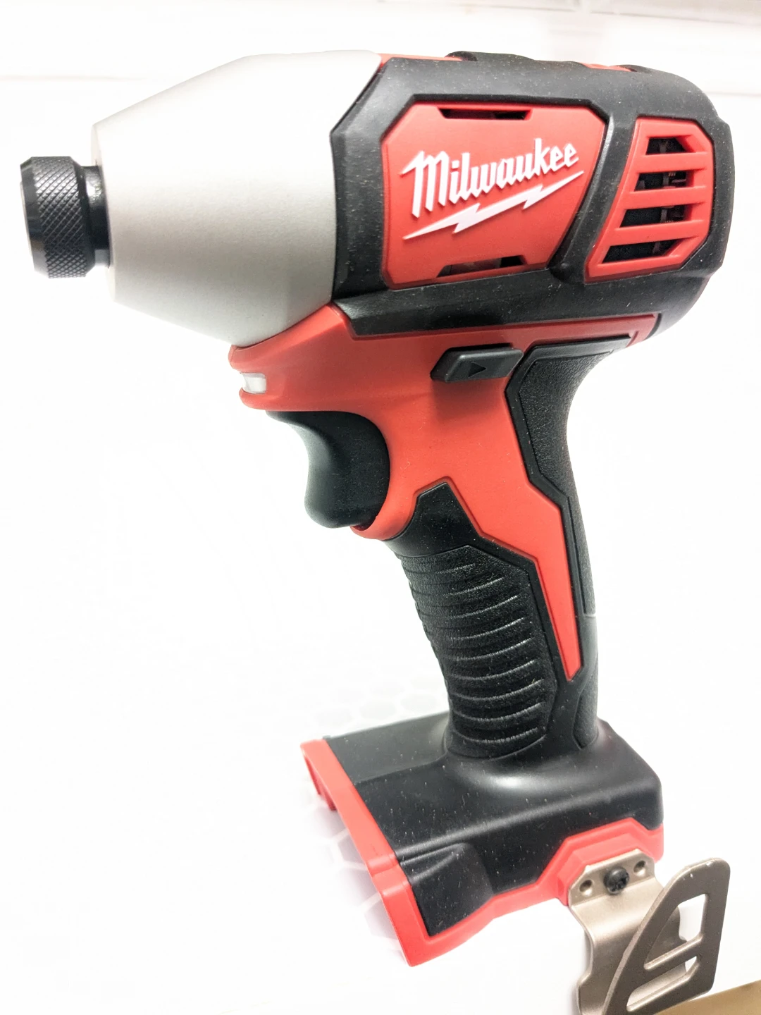 M18 Milwaukee Cordless Impact Drill Driver - photo 4