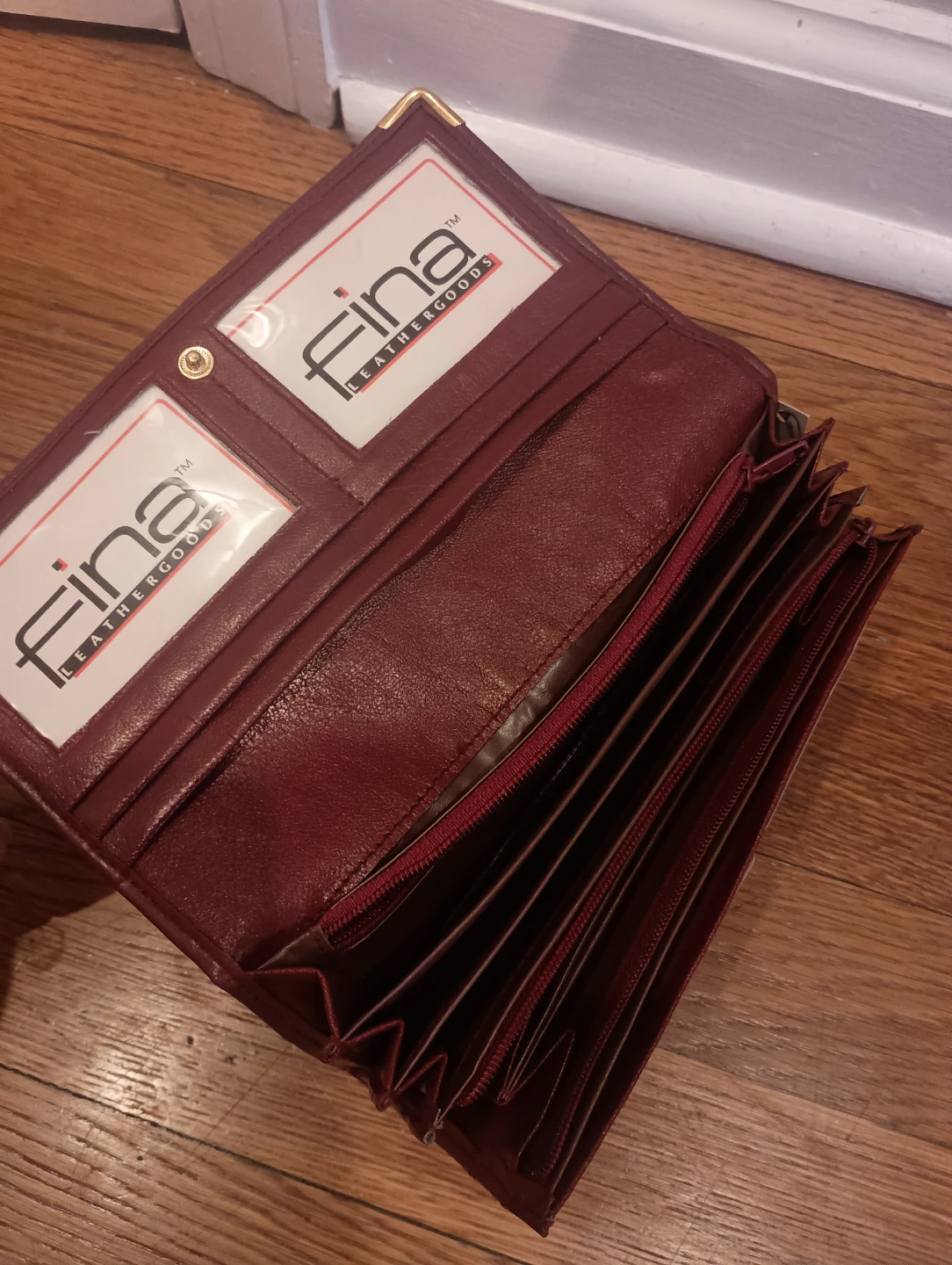 Large Leather Wallet - photo 4