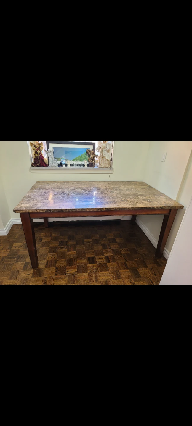 Dinning table
