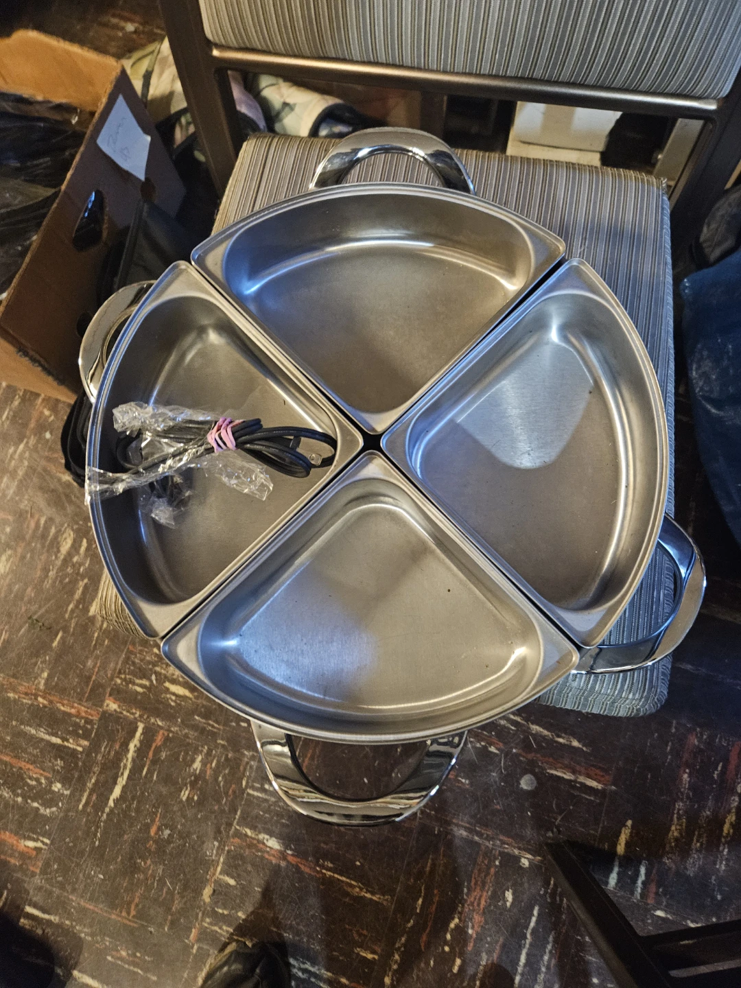 Electric Warming Tray with Server Compartments - photo 4