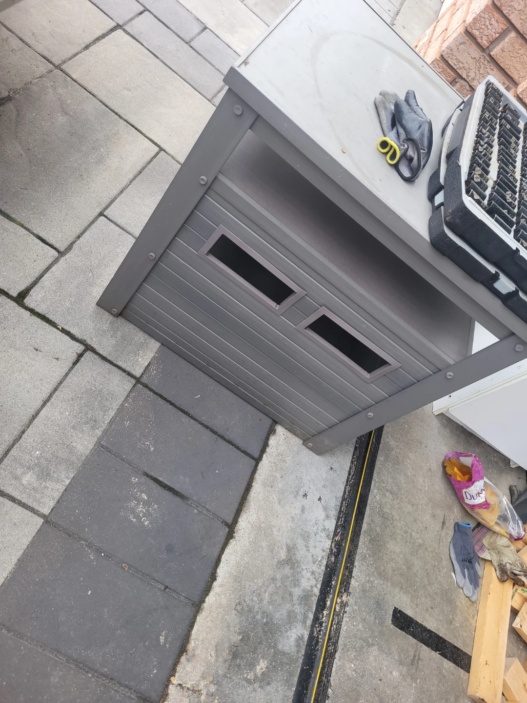 Pet House/Litter Box Enclosure