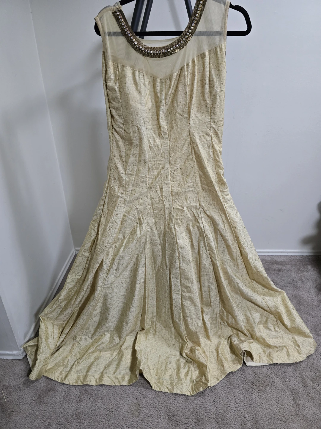 Formal Beaded Neckline Gown - photo 2