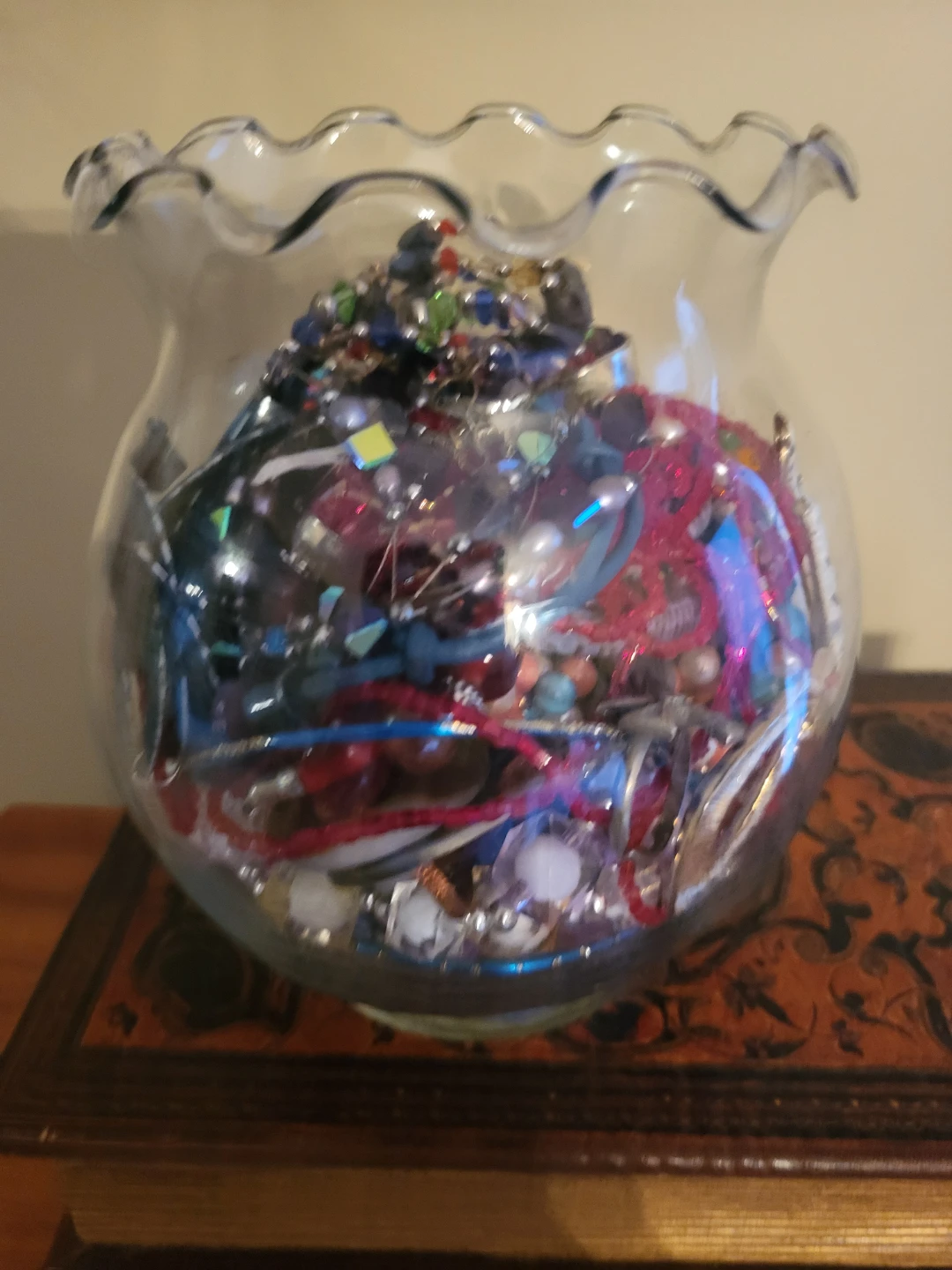Glass Vase Filled with Assorted Costume Jewellery - photo 2