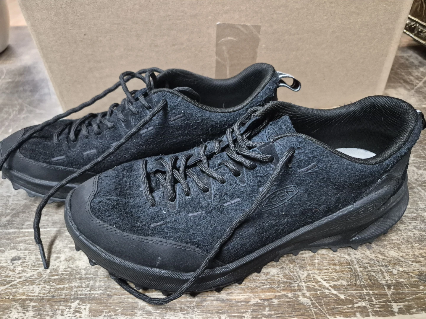 Keen Black Hiking Shoes - photo 2