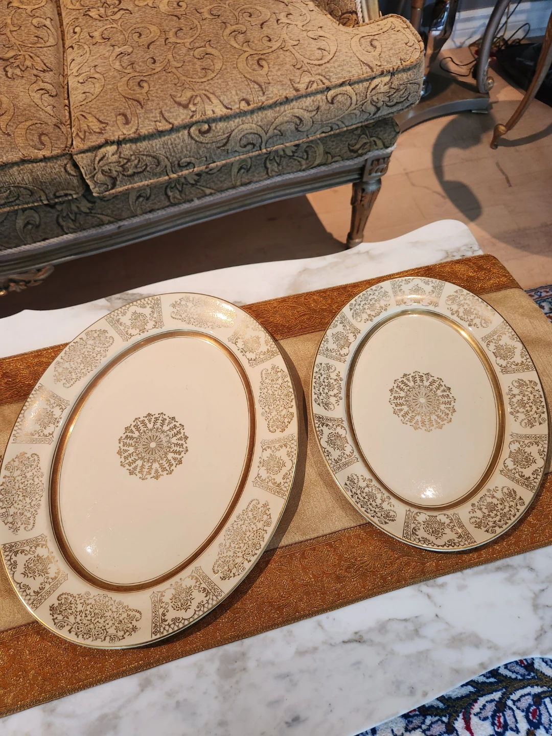 Johnson Bros. Victorian Serving Platters (Set of 2) - photo 2