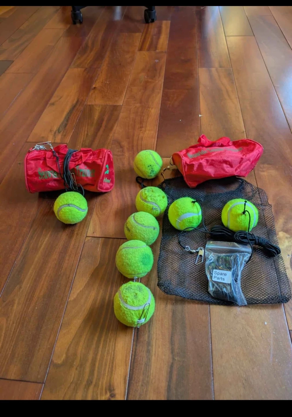 Tennis Trainer with spare tennis balls - photo 3