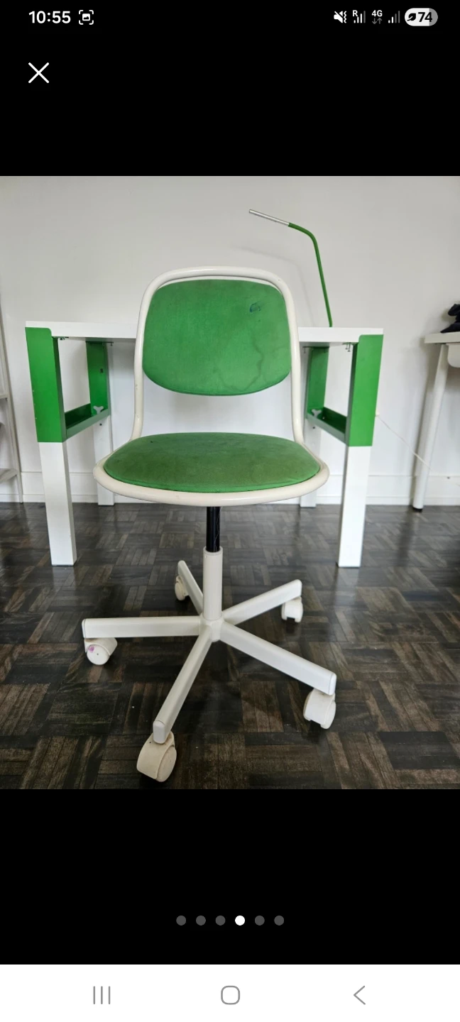 IKEA White and Green Desk with Two Chairs and Lamp - photo 4