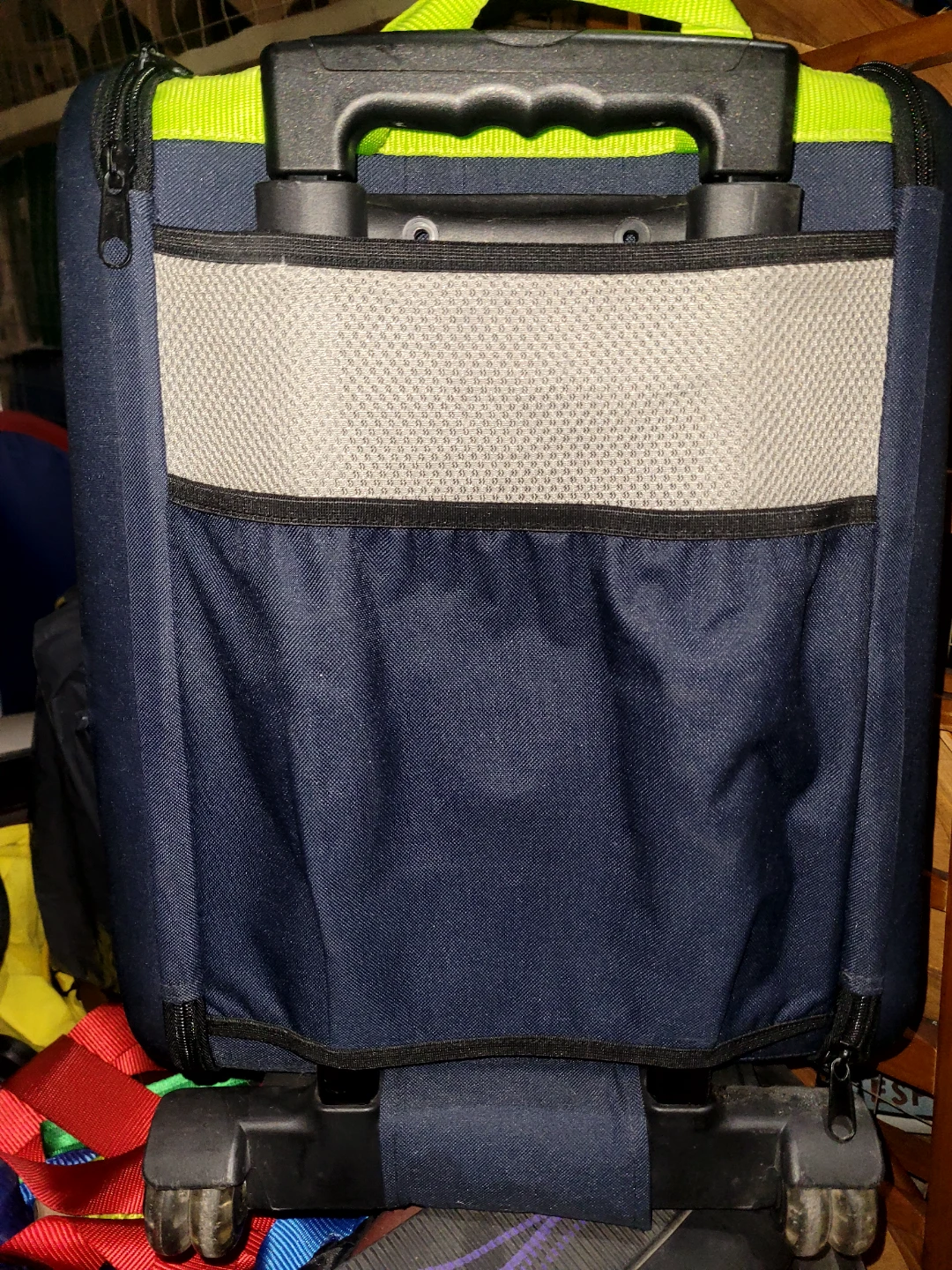 Petmate Rolling Pet Carrier - photo 2