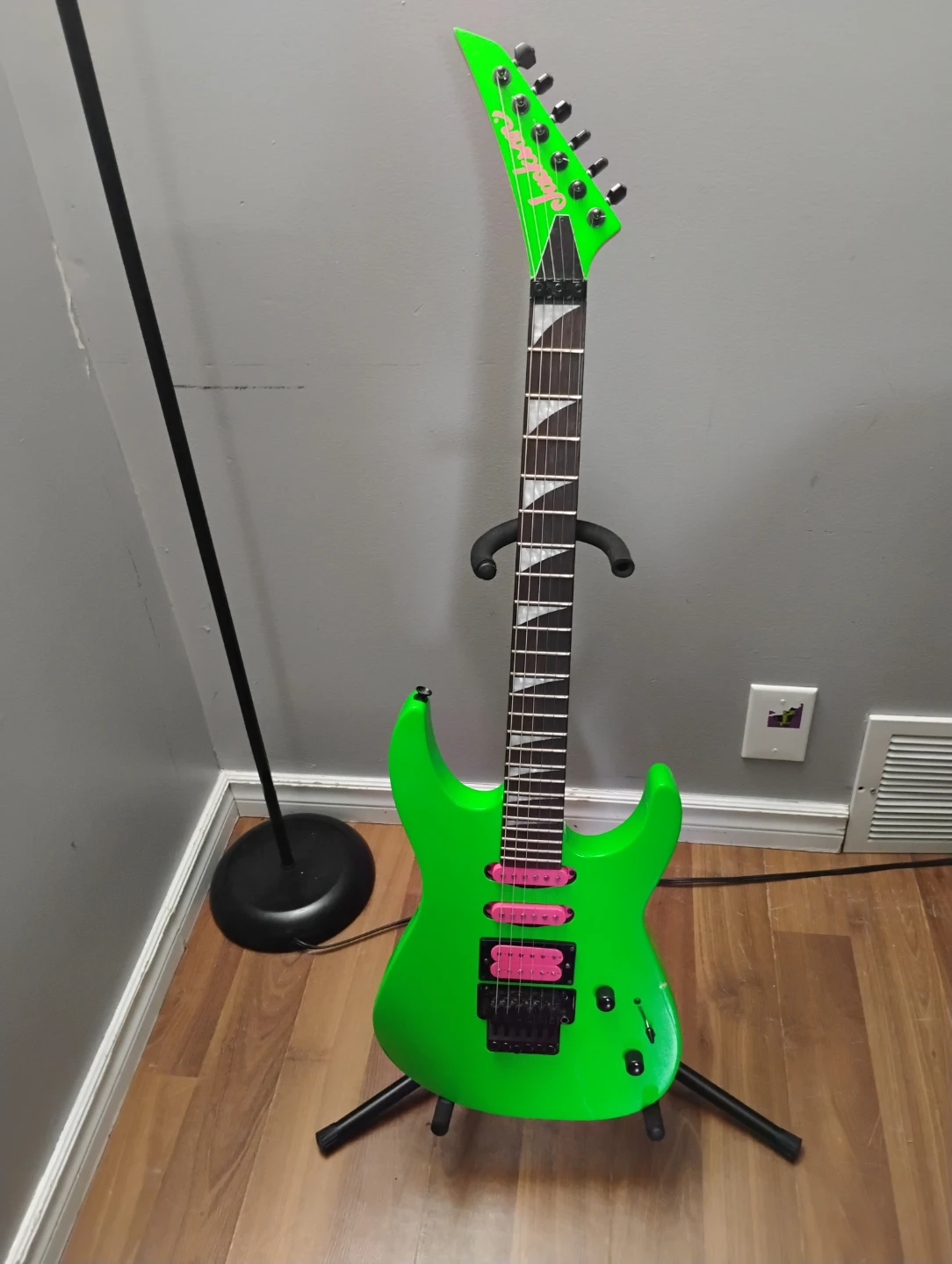 Lime Green Ibanez Electric Guitar with Hard Shell Case - photo 2