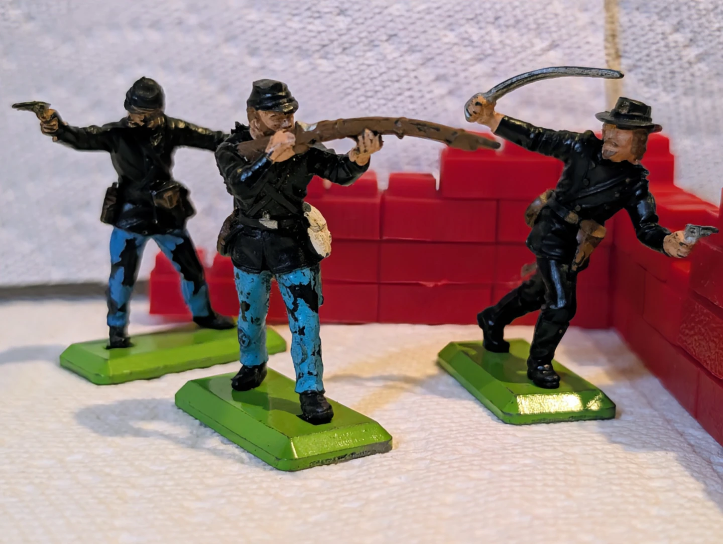 Vintage Brittains Detail Civil War Figures - photo 2