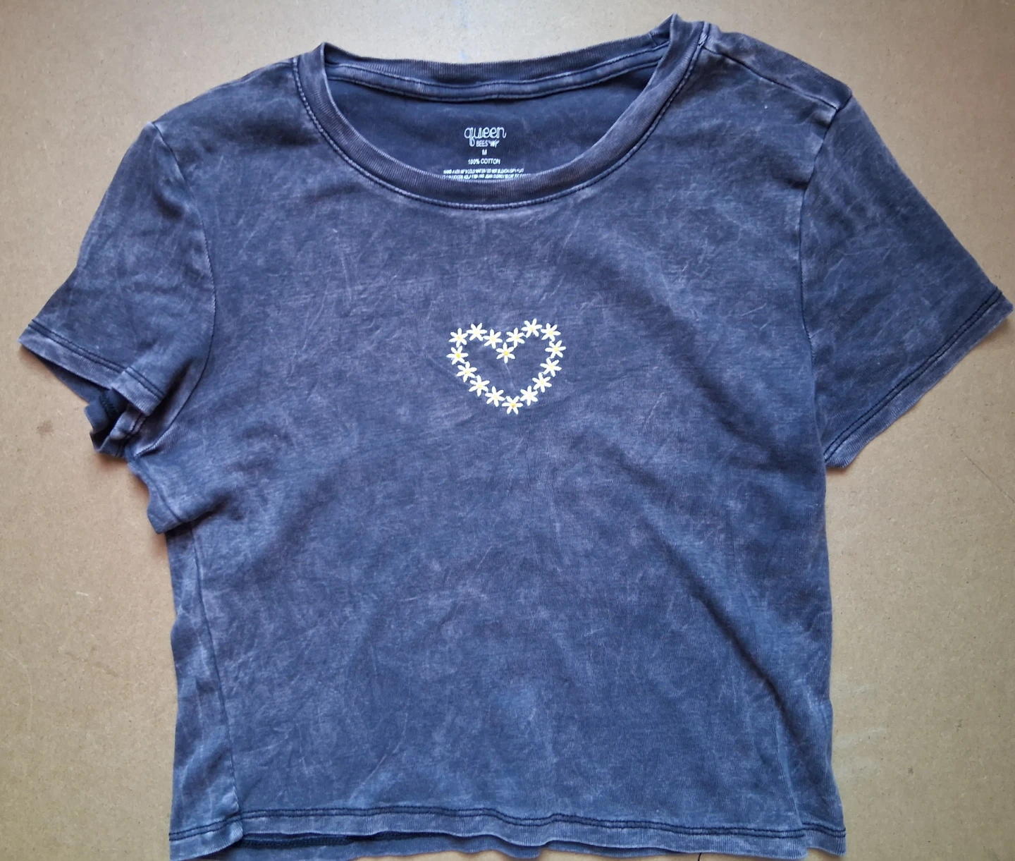 Junior shirts! Mostly all Medium - photo 3