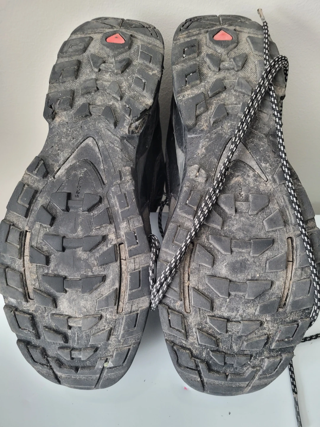 Salomon Gore-Tex Hiking Boots size 10.5 - photo 4