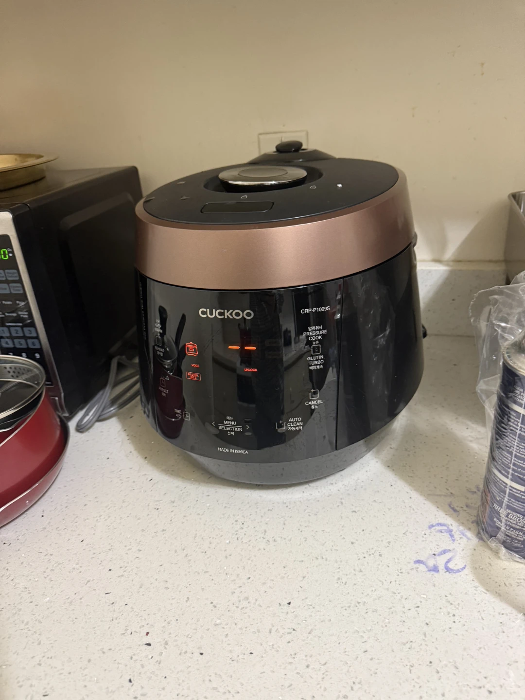 Cuckoo CRP-P1009S Pressure Rice Cooker