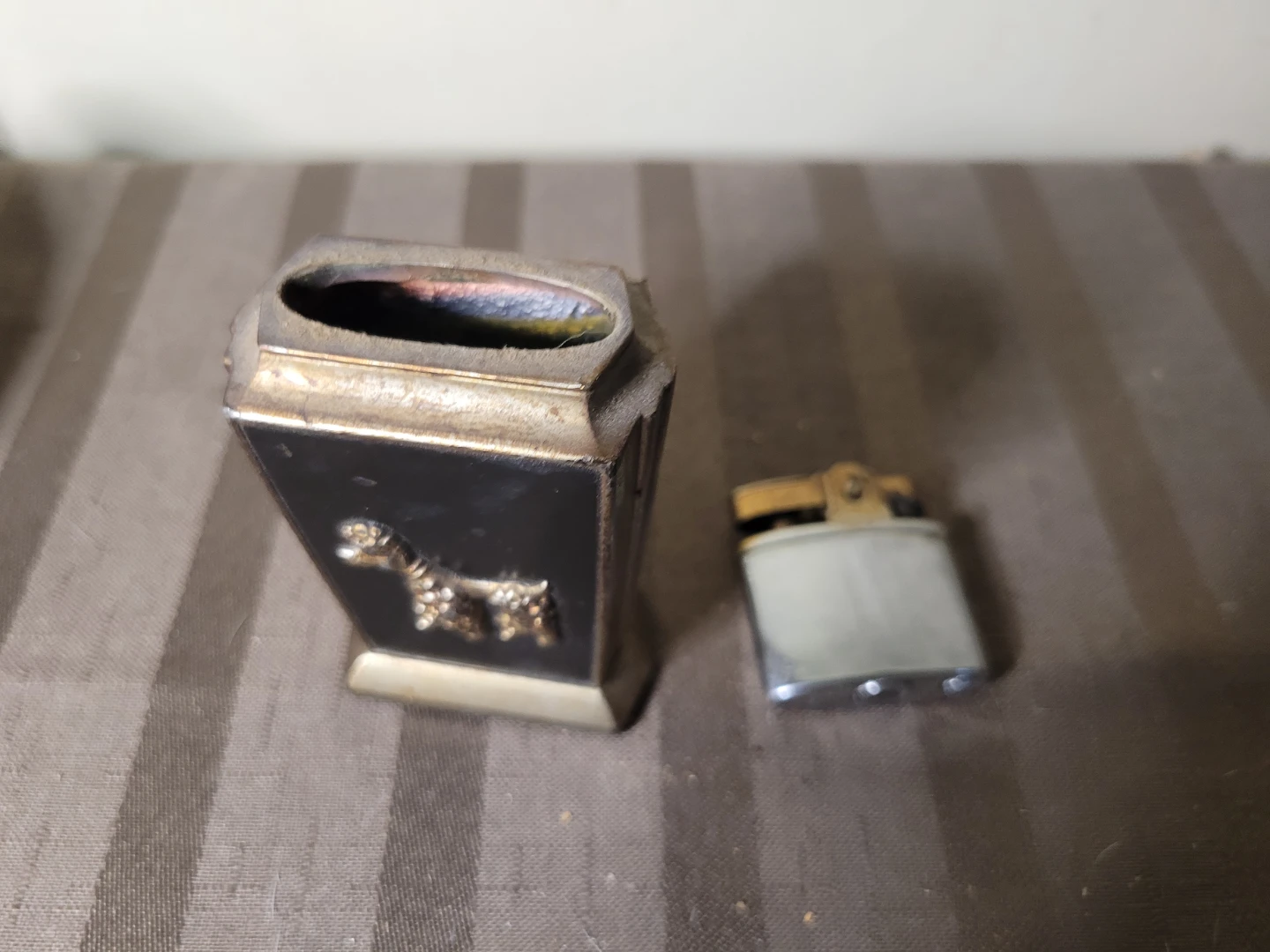 Vintage Poodle Accent Table Petrol Lighter - photo 2