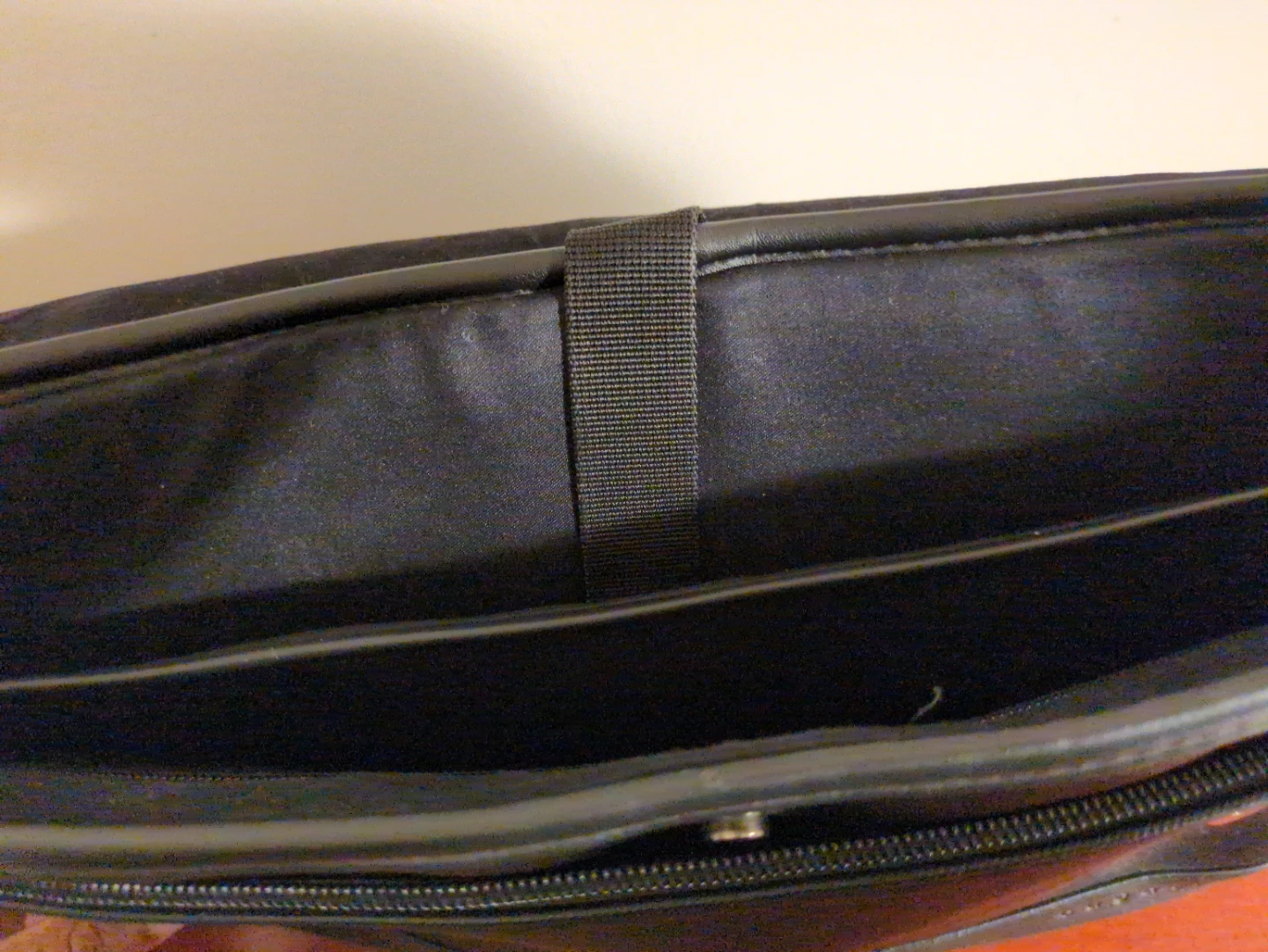 Bugatti Black Messenger Bag ⚽ - photo 5