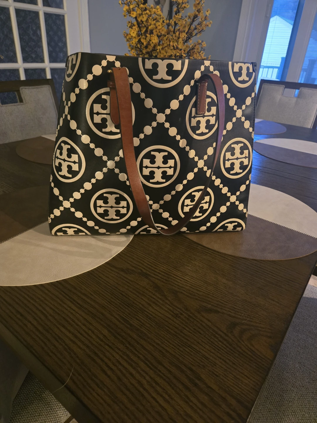 Tory Burch T Monogram Contrast Embossed Tote - photo 4