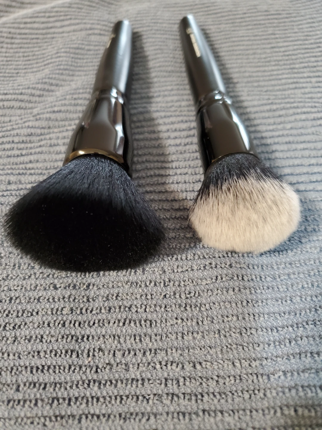 e.l.f. Buffing Foundation & Powder Makeup Brush Set ⚽ - photo 4