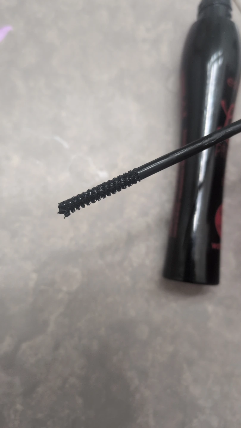 Essence Lash Princess Slim Brush Waterproof Mascara - photo 2