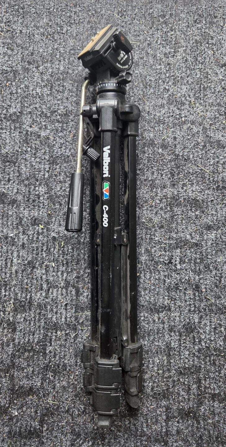 Velbon C-400 Tripod