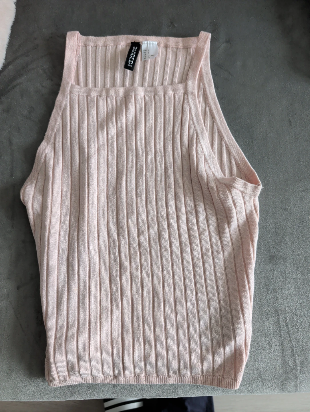H&M pink ribbed tank top ⚽