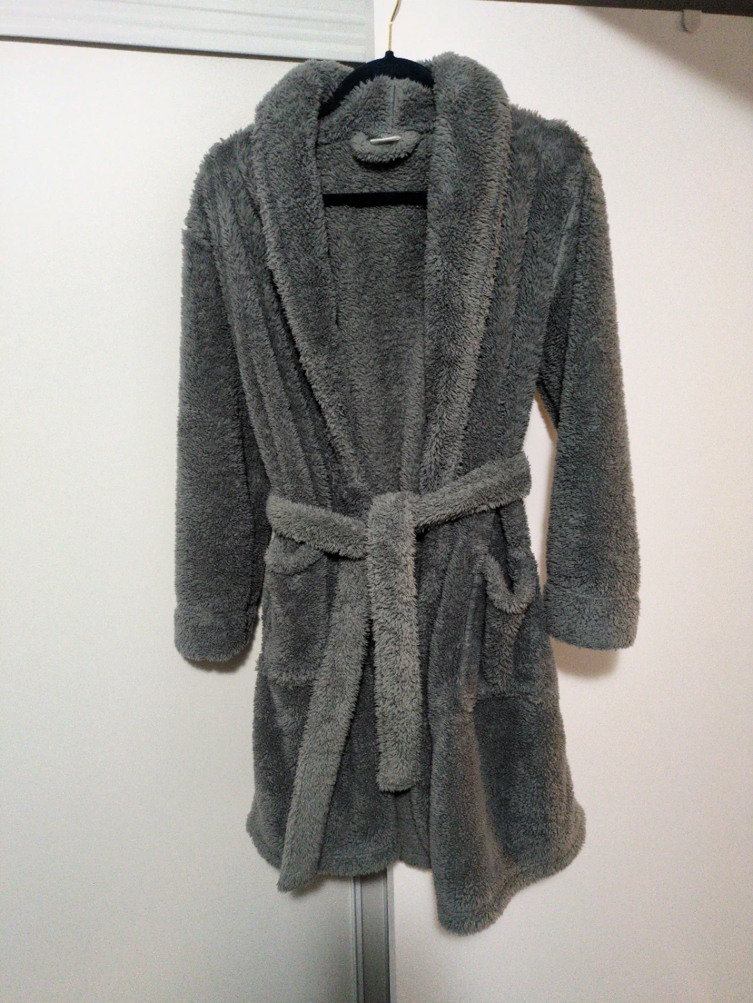 Grey Plush Robe S/M