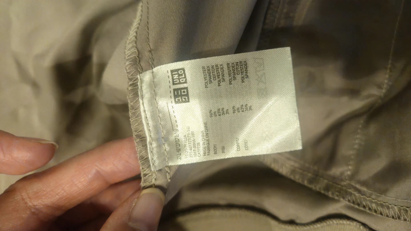 UNIQLO Bomber Jacket - Satin Finish - photo 4