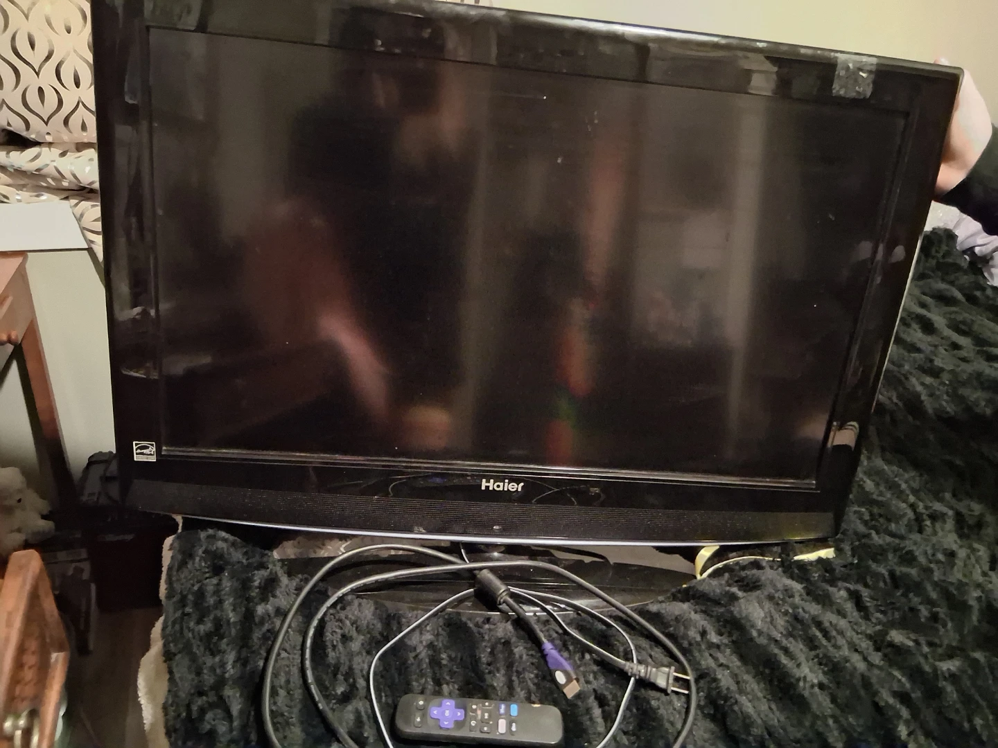 Haier Flat Screen TV with Remote