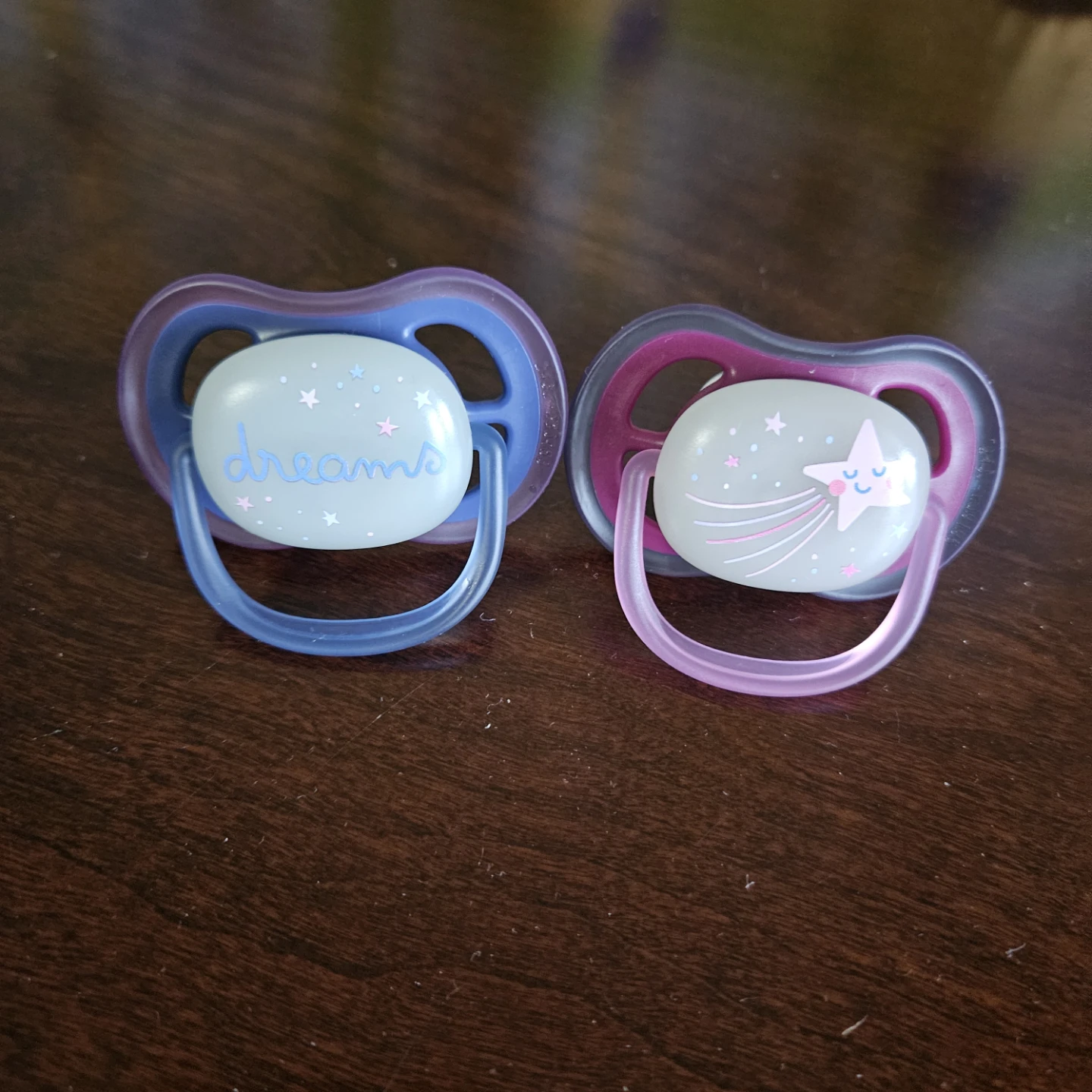 2 Pacifiers with "Dreams" and Star Design