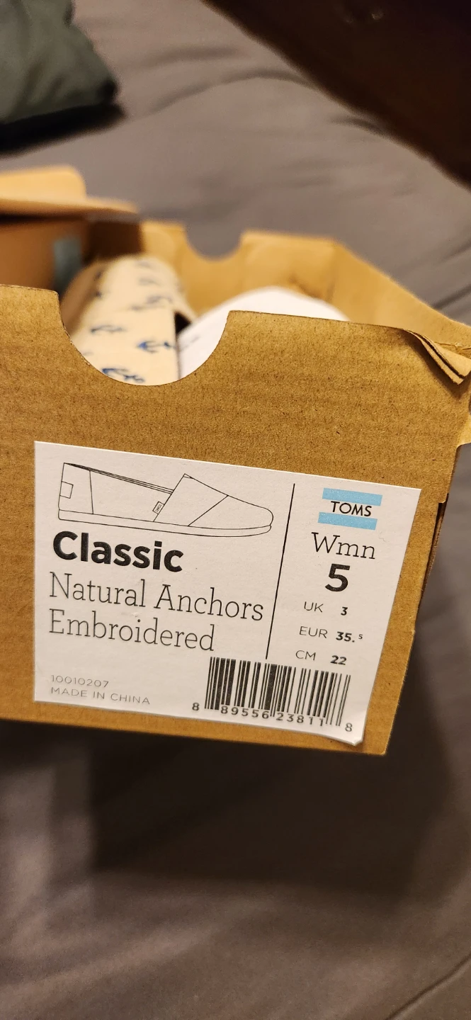 TOMS Classic Natural Anchors Embroidered Shoes - photo 2