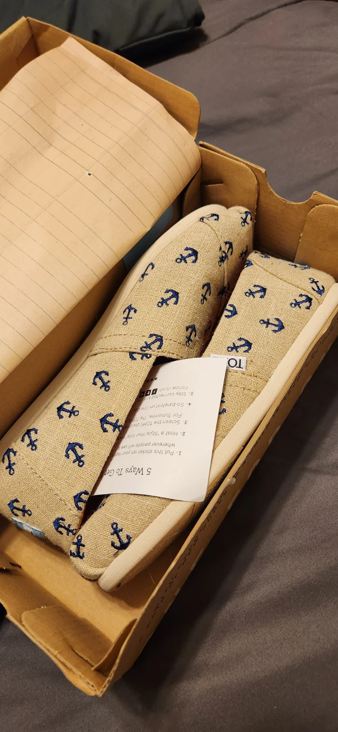 TOMS Classic Natural Anchors Embroidered Shoes - photo 3