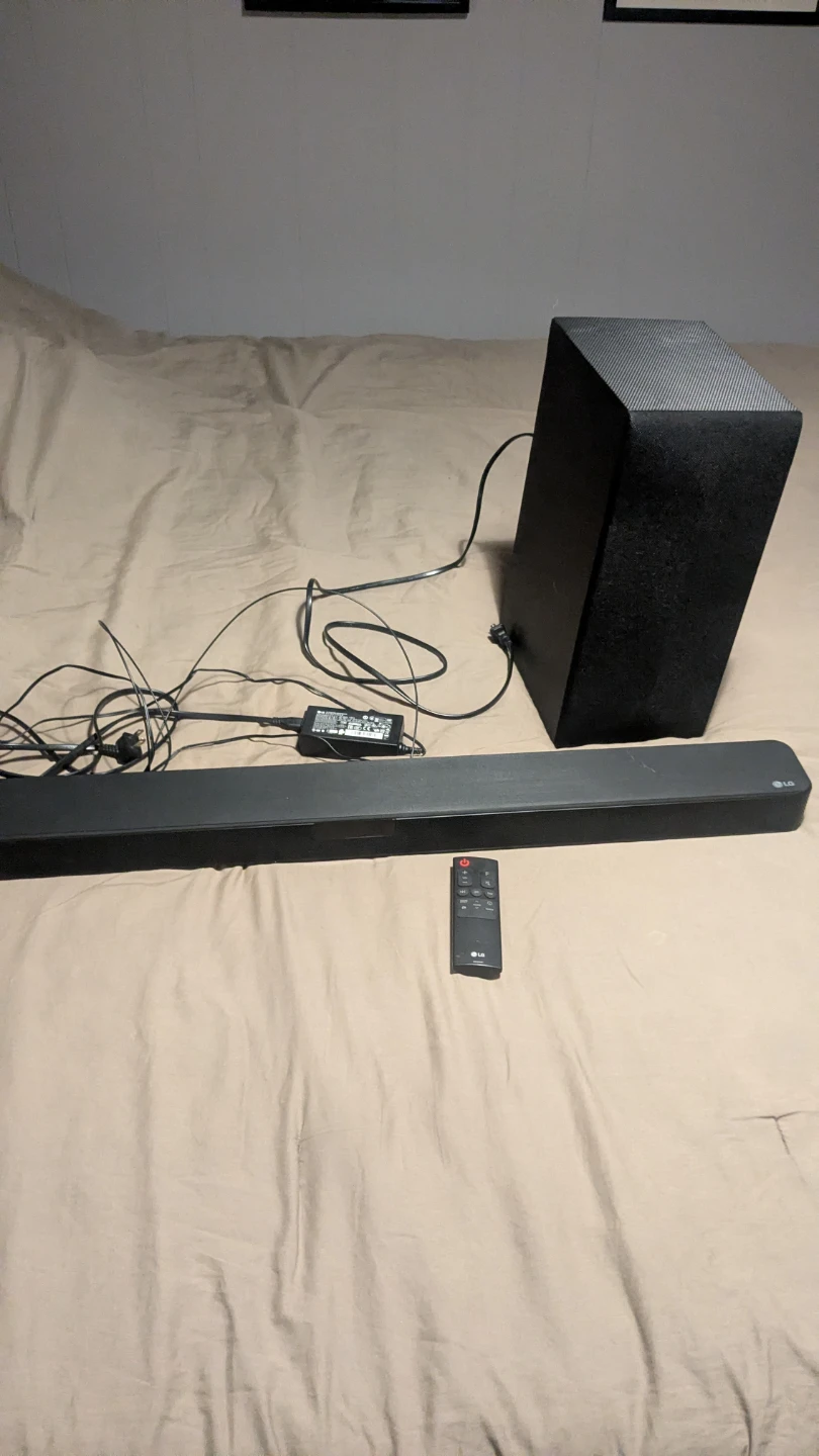 LG Soundbar with Subwoofer and Remote