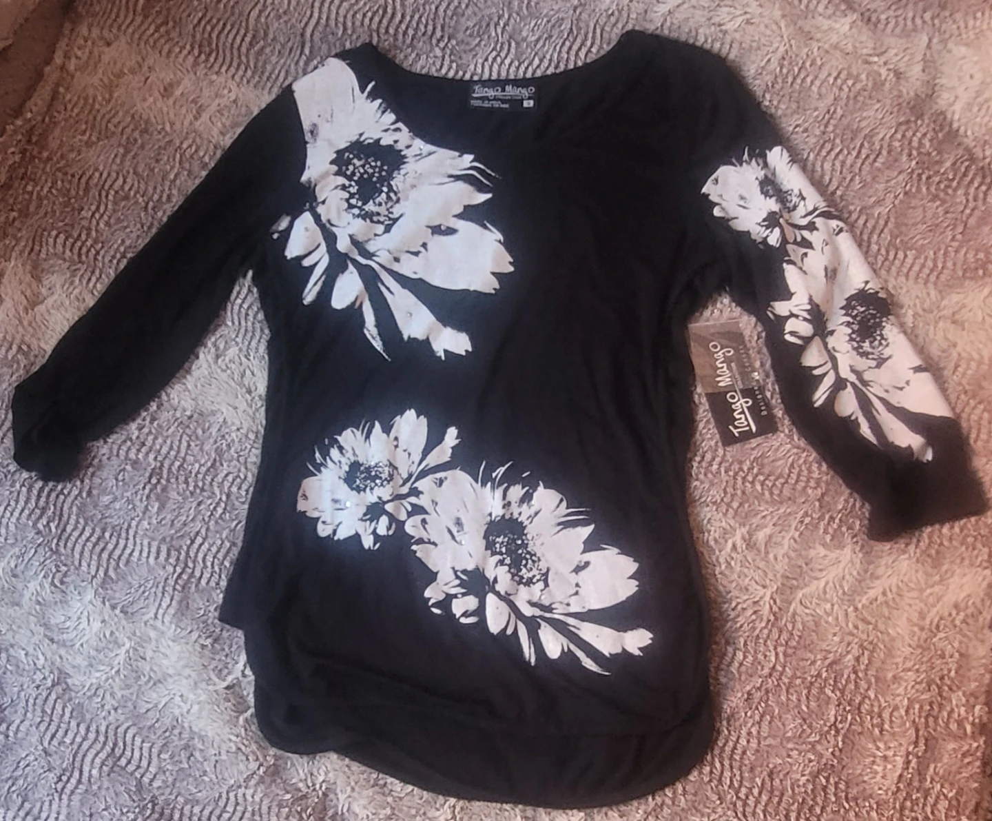 Tango Mango Black Floral Long Sleeve Top