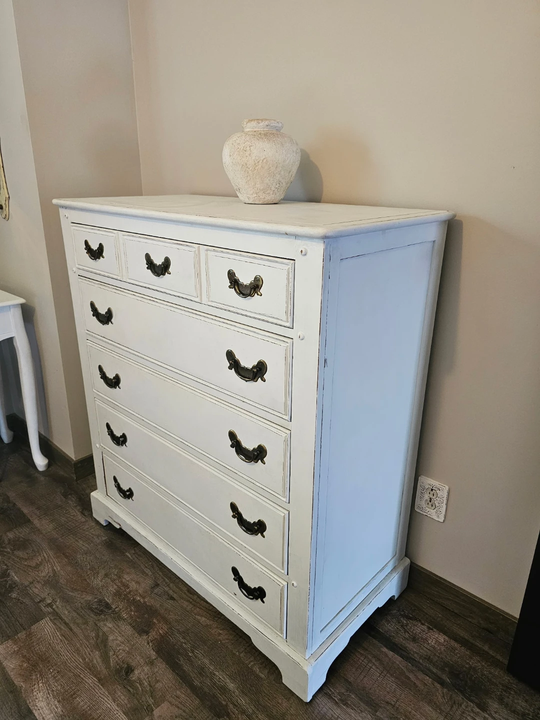 White 7-Drawer Dresser Chest
