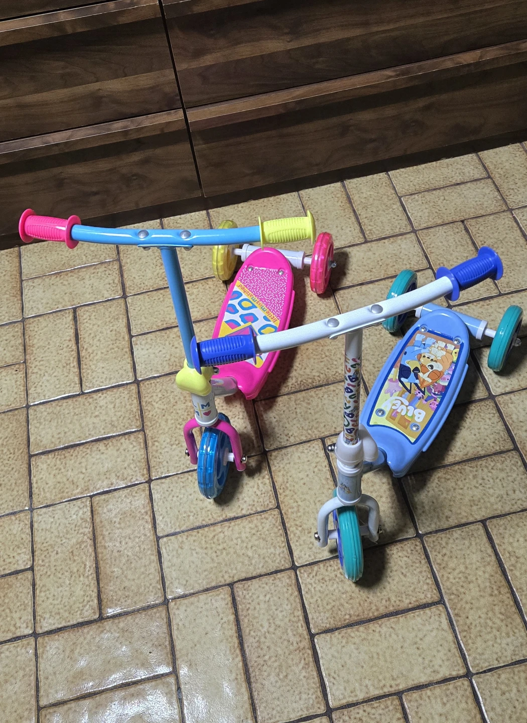 Bluey 3-Wheel Scooter for Kids - photo 4