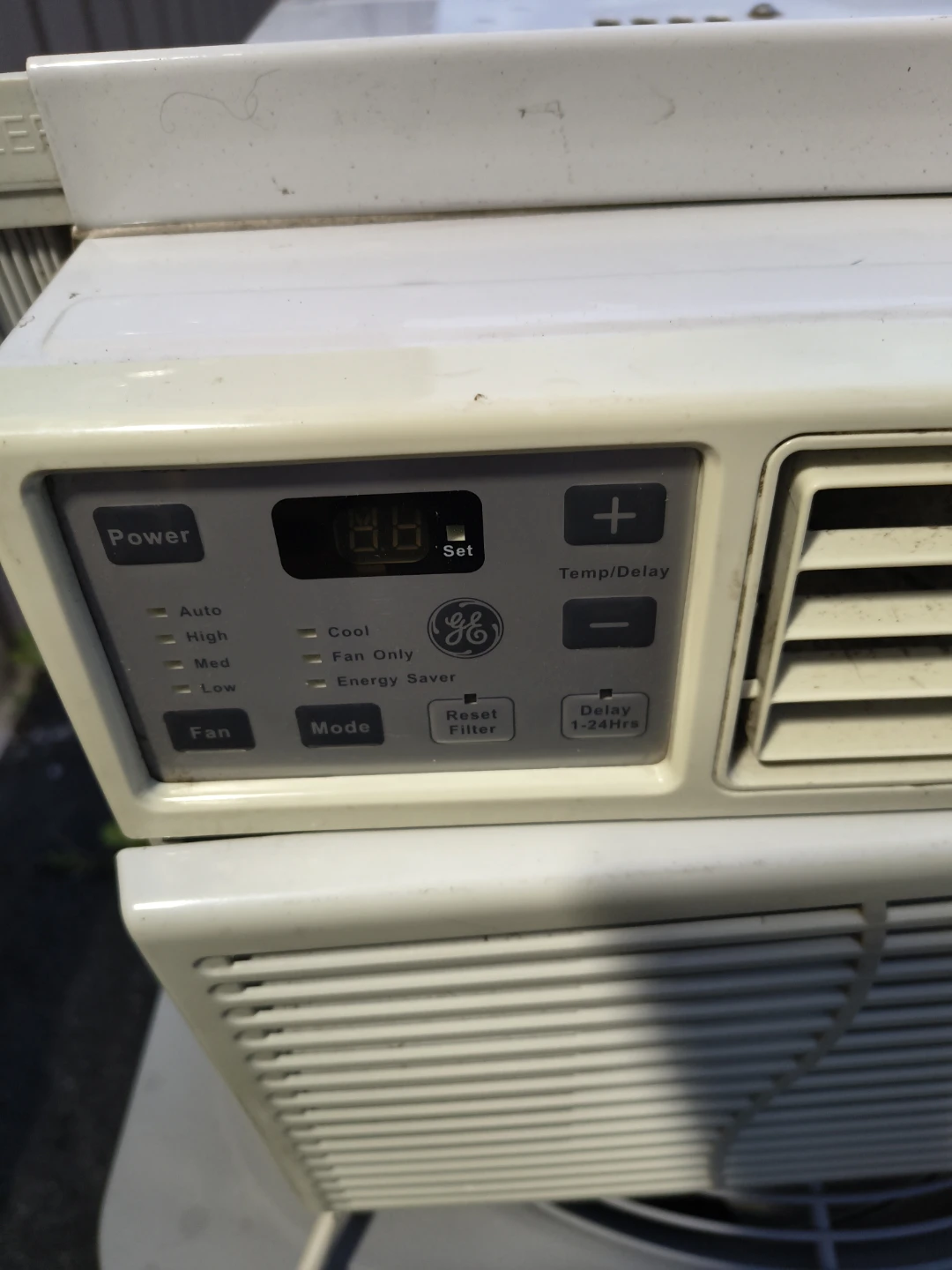 Ge 6000 btu air conditioner - photo 2